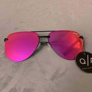 NWT Quay Australia “The playa” sunglasses